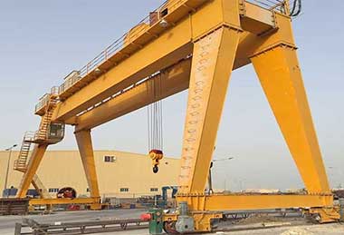Double girder gantry crane with FEM style