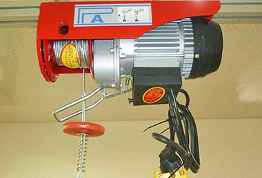 Single Phase Electric Wire Rope Hoist with Trolley Hoist Design