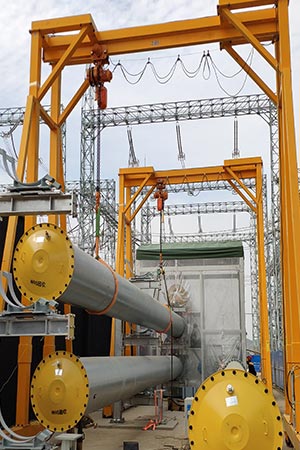 Hand push movable gantry crane 