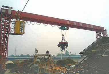 Magnet Gantry Crane (5-ton):