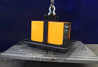 Electro Permanent Lifting Magnet with Battery Supply for Flat and Round Steel Parts from 500-5000kg