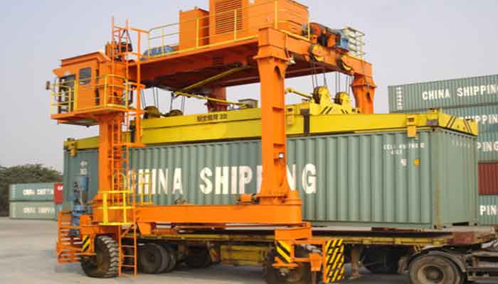 Container Straddle Carrier