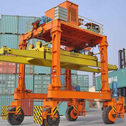 Container Straddle Carrier: 4 High Straddle Carrier for Container