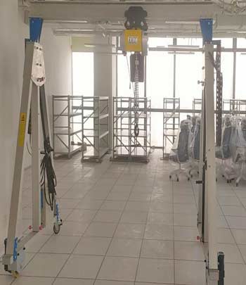 Aluminium workstation gantry crane