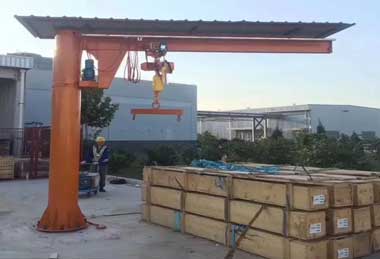 Customized jib crane for efficient load handling  Customized jib crane for efficient load handling