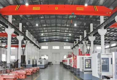 Single girder overhead crane for CNC mills 