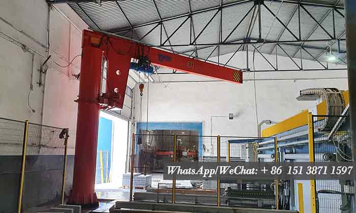 2 ton pillar jib crane with cd type electric wire rope hoist installed in Precast plate factory in Poland 