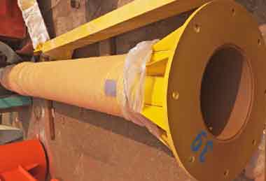 Free standing floor mounted jib crane foundation plate and columns 