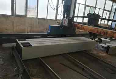 End carriages of 16 ton single girder overhead travelling crane for sale Brazil