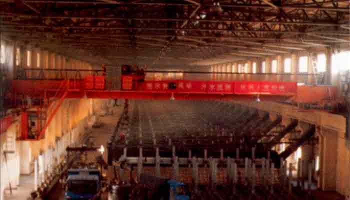 Industrial overhead crane for metal industry 