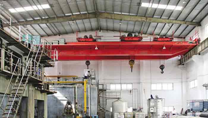 Industrial overhead crane for paper industry 
