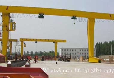 Double hoist gantry crane 