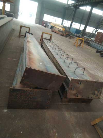 Gantry legs of 5 ton + 5 ton doubble hoist crane for sale Gabon Gantry legs of 5 ton + 5 ton doubble hoist crane for sale Gabon