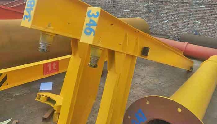 Main parts and components of slewing jib cranes 