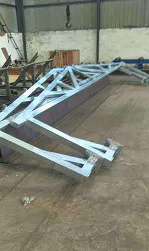 Steel frame of 2 ton free standing overhead crane 