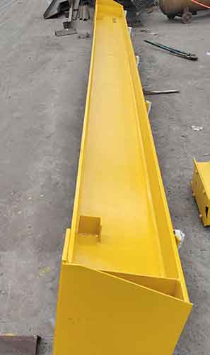 Painted main girder of 2 ton free standing overhead crane for sale Cyprus
