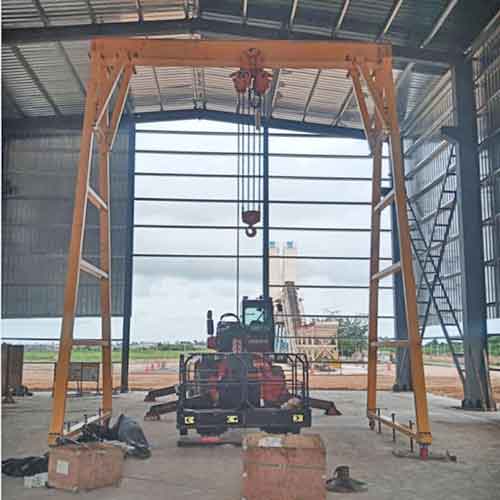 10 ton portable gantry cranes, short span and reinforced gantry leg design