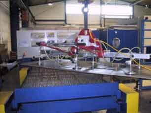 Laser cutting machine feeding 400kg