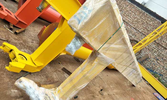 1.5 ton electric jib crane, floor mounted free standing crane design for sale Canada