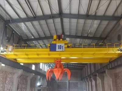 Double girder overhead crane with grab used for workshop with enough headroom