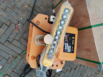 Pendant control for the electric chain hoist portable gantry for sale Canada