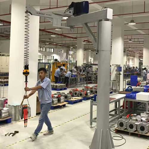 Floor mounted articulating jib crane Floor mounted articulating jib crane