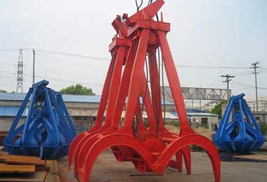 Featured four rope timber grab