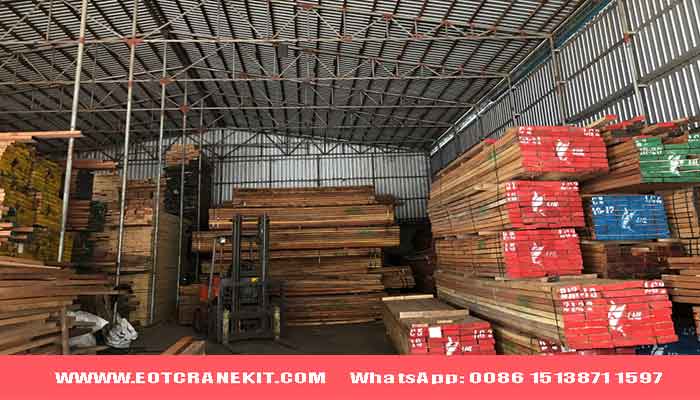 Lumber warehouse for double girder overhead crane installation