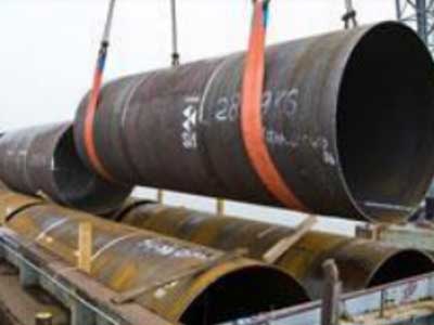 Double slings for large and heavy steel pipe handling  Double slings for large and heavy steel pipe handling