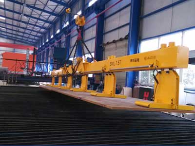 Overhead crane crane with duel function lifting magnetic for horizontal steel plate handling over plate cutting table Overhead crane crane with duel function lifting magnetic for horizontal steel plate handling over plate cutting table