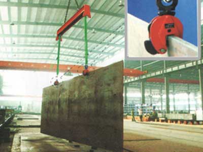 Vertical plate clamp with overhead bridge crane for steel plate handling  Vertical plate clamp with overhead bridge crane for steel plate handling