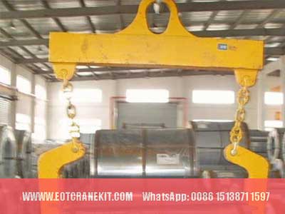 Economical two sided coil handling crane 