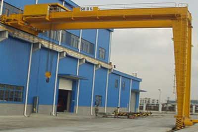 Outdoor wall mounted gantry cranes