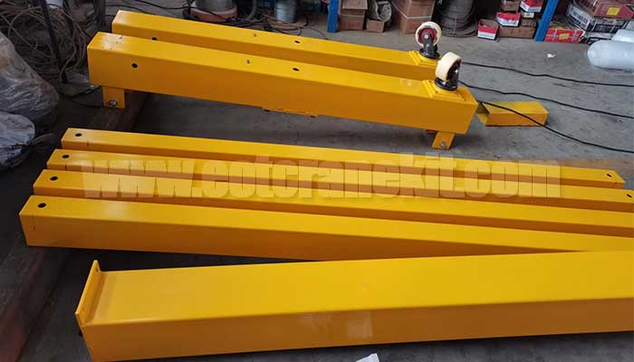 Ground beams steel structrues of 3 ton adjustable gantry crane for sale 