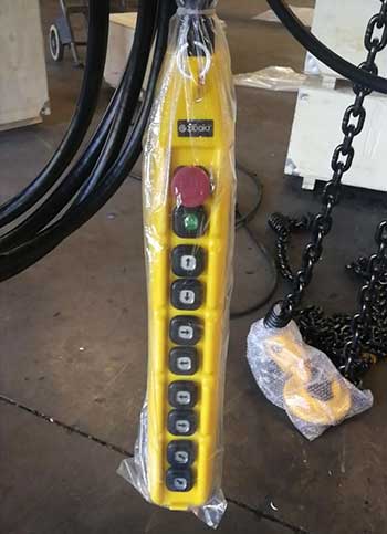 Pendant control of 3 ton electric hoist of 3 ton adjustable gantry cranes 