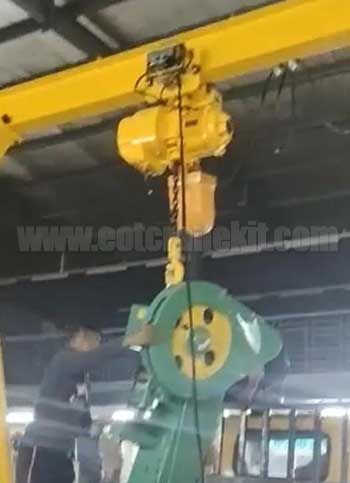 electric chain hoist