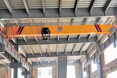 Features of Standard Overhead Cranes: