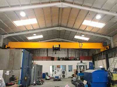 Top Running Cranes with Anti-Sway Technology:
