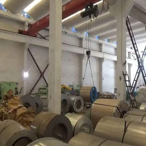 Single Girder Overhead Cranes for Steel Coil Handling: