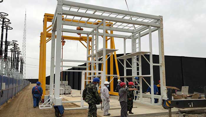 5 Ton Portable Gantry Cranes for Hoisting 18 M Long Pipelines 5 Ton Portable Gantry Cranes for Hoisting 18 M Long Pipelines