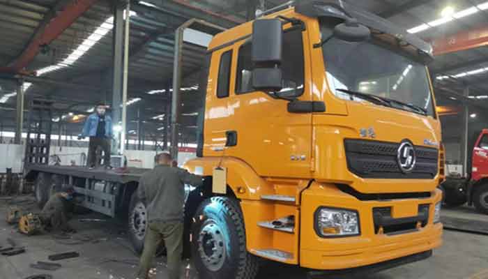 Single girder overhead crane for truck loading and unloading  Single girder overhead crane for truck loading and unloading
