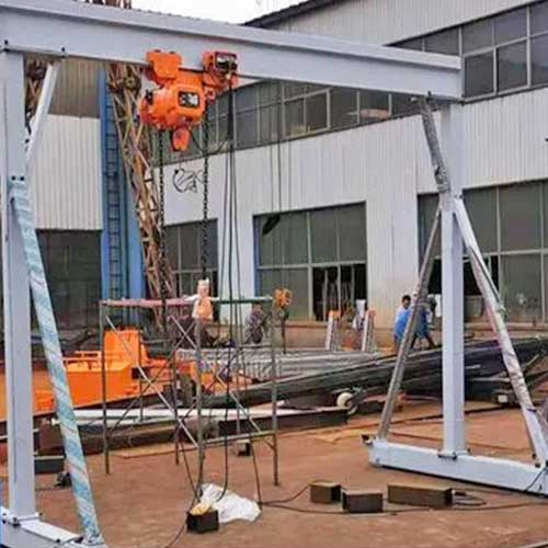 Fixed height portable aluminum gantry crane for indoor use