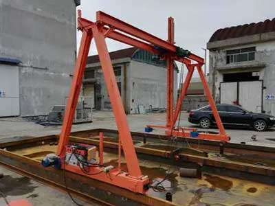 Portable Double Girder Rail Cranes: 