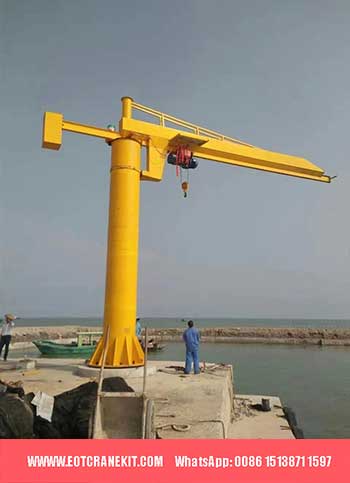 outdoor jib crane for shipping and dockyards material handling