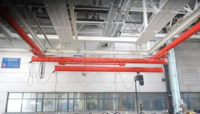 Ceiling-mounted articulated KBK cranes