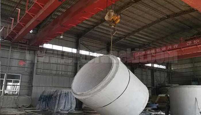 Double Girder Overhead Cranes: Double Girder Overhead Cranes: