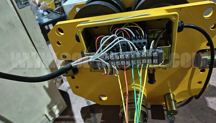 Electric chain hoist wiring  Electric chain hoist wiring