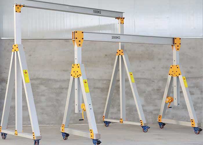  Lightweight aluminum adjsutable height rolling gantry crane