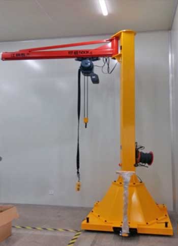 Rolling portable jib crane  Rolling portable jib crane