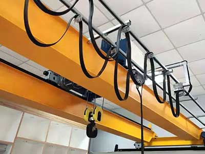 Double girder top running overhead rolling crane Double girder top running overhead rolling crane
